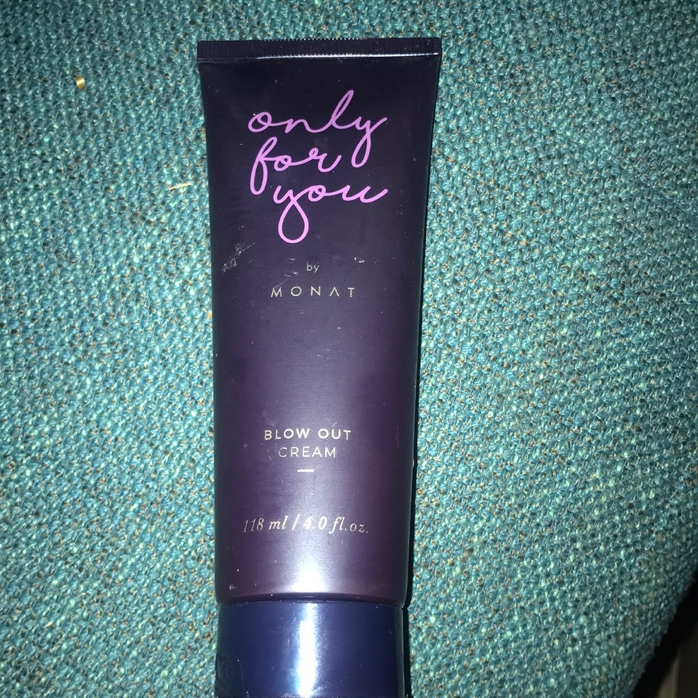 monat blow out cream. never used